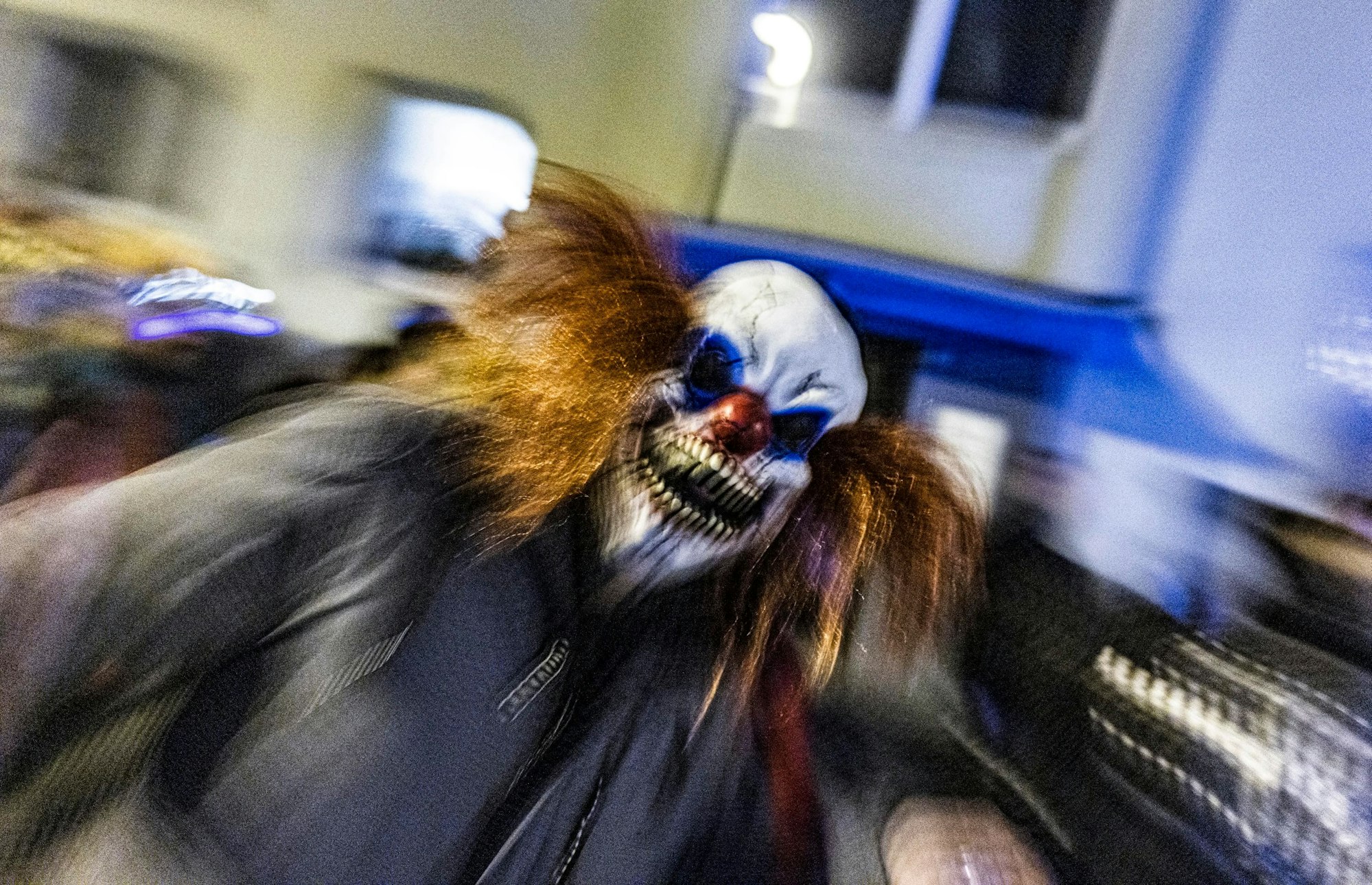 Gestalten in der Nacht