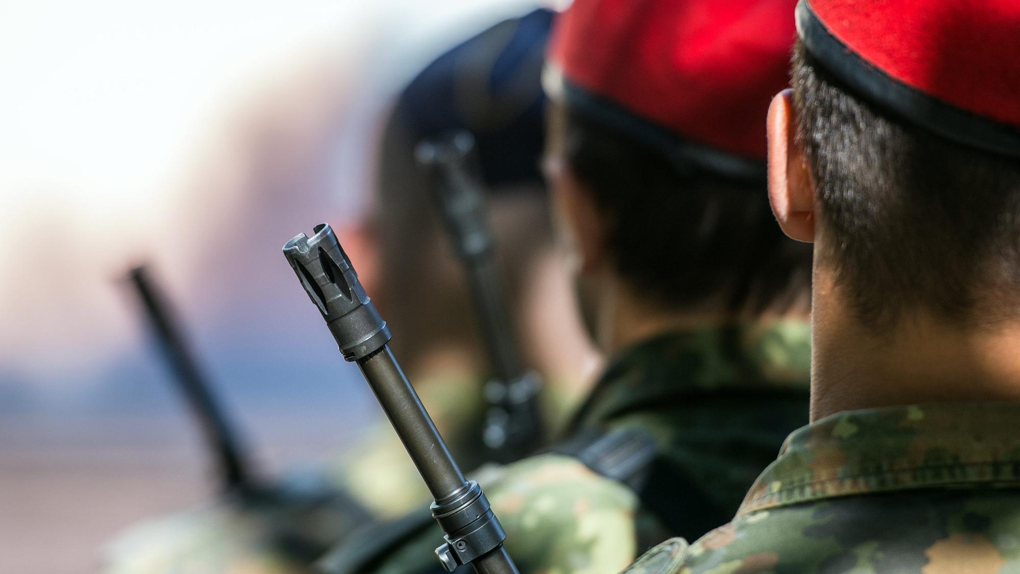 Soldaten bei einem Appell der Bundeswehr.