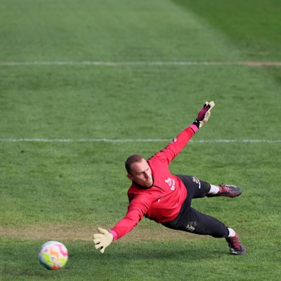 Marvin Schwäbe beim Training des 1. FC Köln.