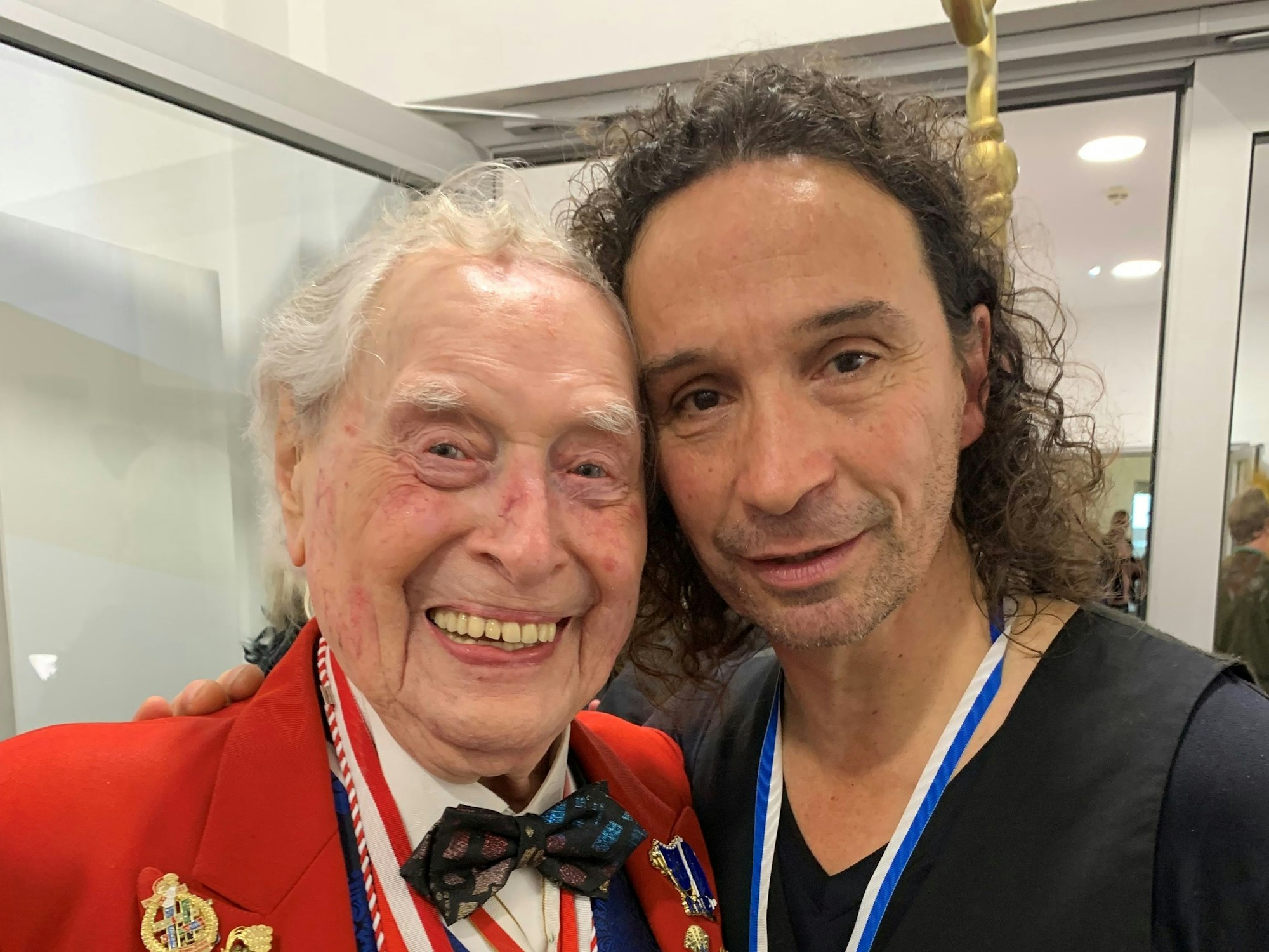 Ludwig Sebus und Stephan Brings in der Rundschau