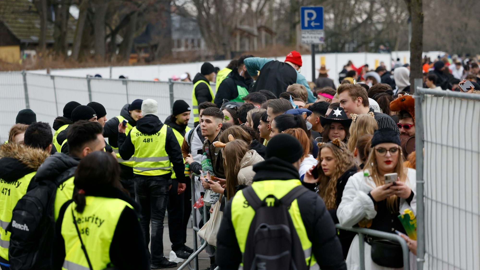 Das Kwartier Latäng war zeitweise über Stunden dicht.