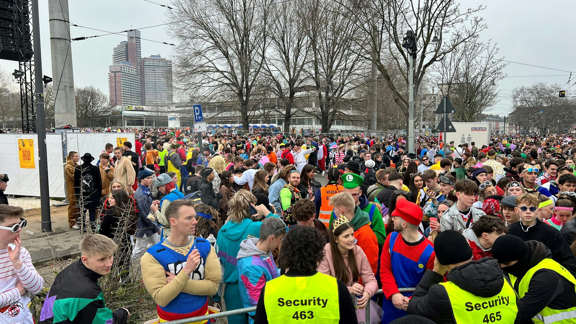 Der Zugang Uniwiese ist gesperrt.