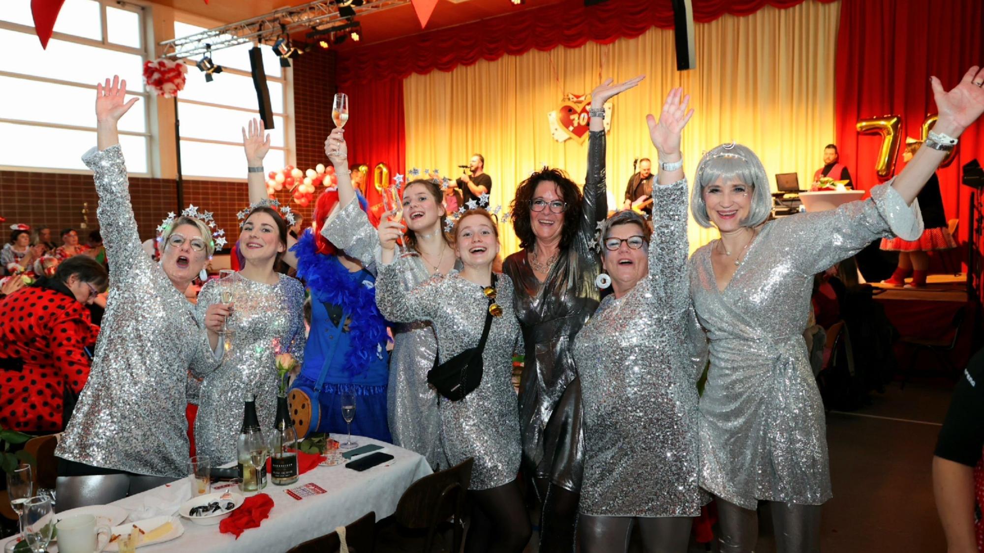 Weibersitzung Volmershoven an Weiberfastnacht