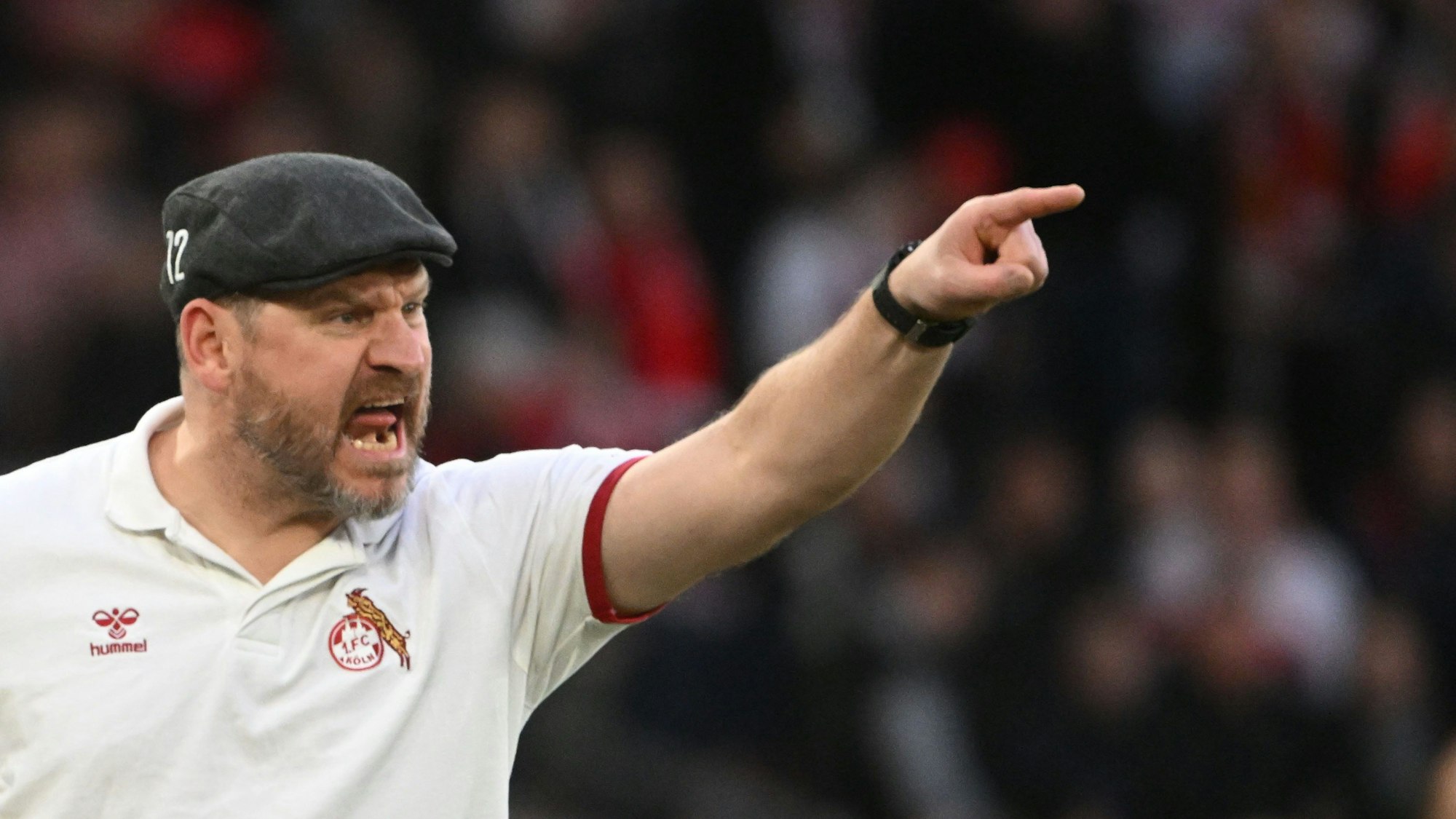 18.02.2023, Baden-Württemberg, Stuttgart: Fußball: Bundesliga, VfB Stuttgart - 1. FC Köln, 21. Spieltag, in der Mercedes-Benz-Arena. Kölns Trainer Steffen Baumgart. Foto: Marijan Murat/dpa +++ dpa-Bildfunk +++