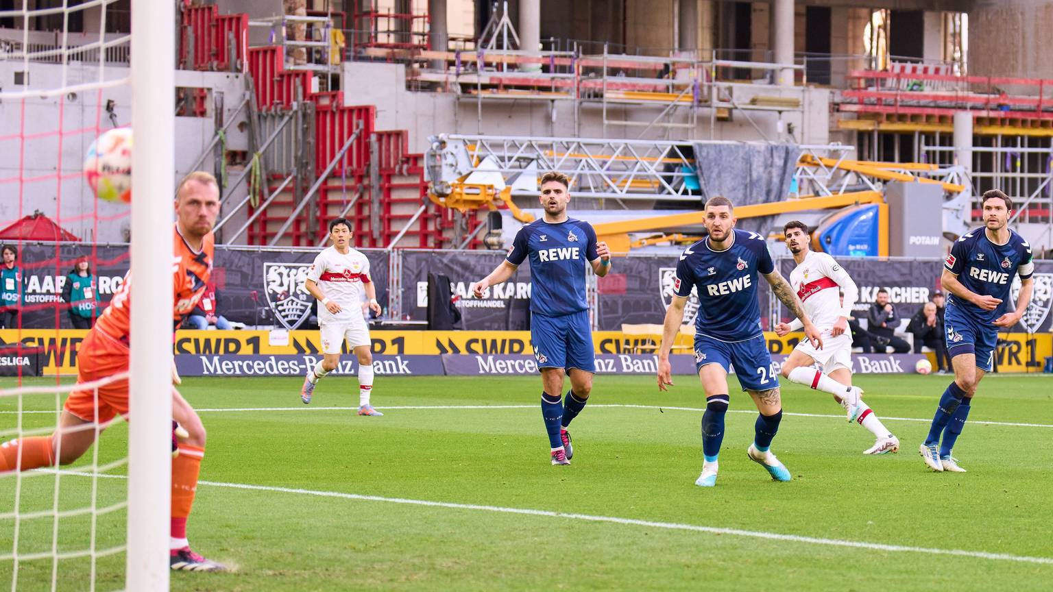 Gil Bastiao Dias, VFB 31 scores, shoots goal , Tor, Treffer, Torschuss, 1-0 in the match VFB STUTTGART - 1.FC KÖLN 1.German Football League on Feb 18, 2023 in Stuttgart, Germany. Season 2022/2023, matchday 21, 1.Bundesliga, 21.Spieltag