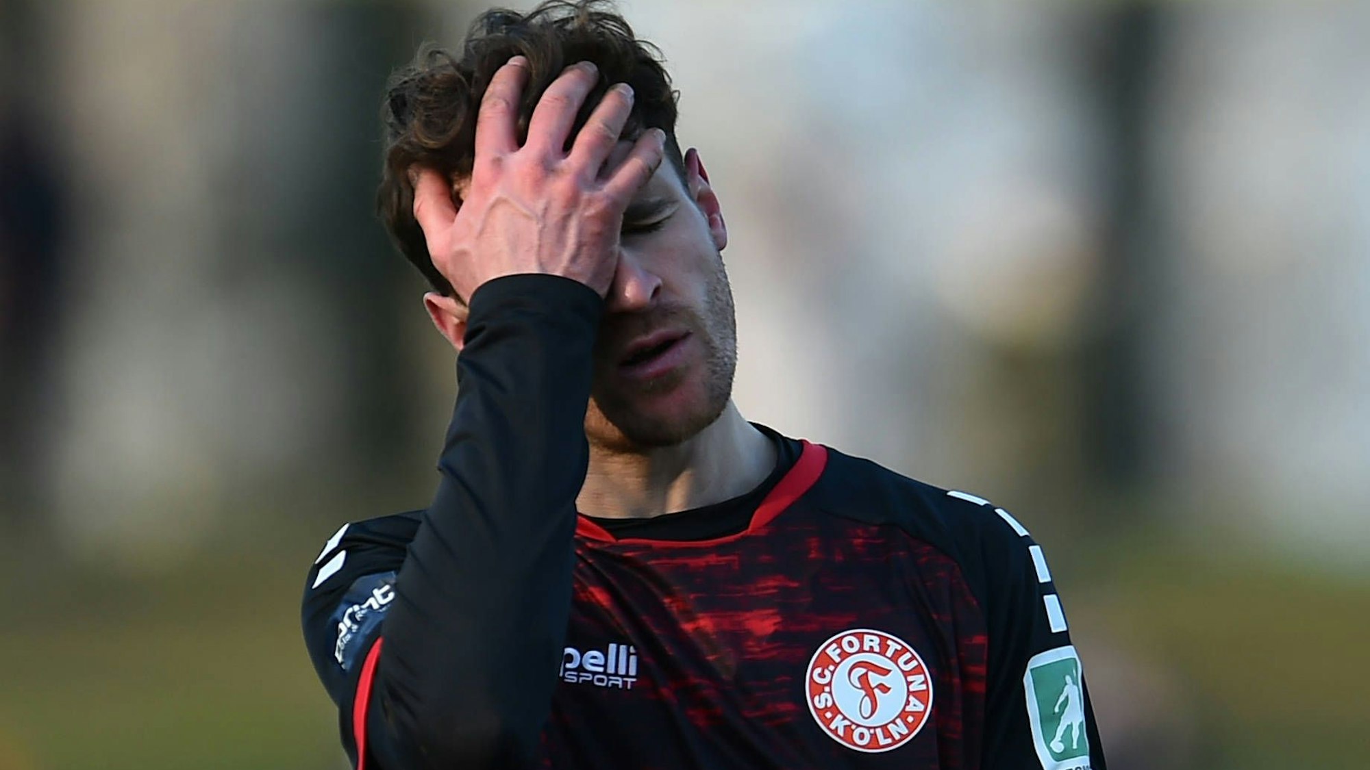 Jules Schwadorf hat sich gegen Wiedenbrück schwer am Knöchel verletzt.