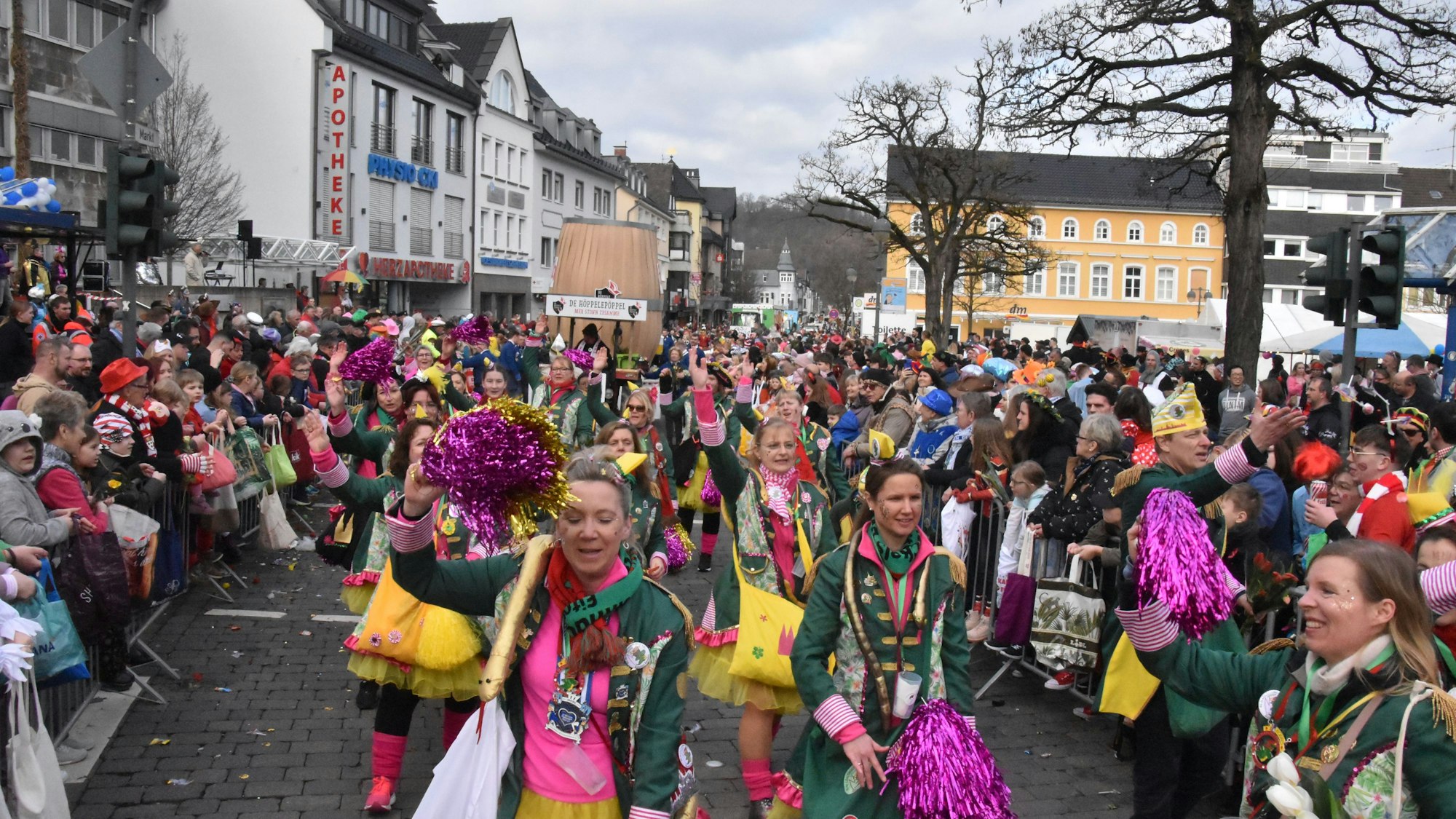 Karnevalstreiben.