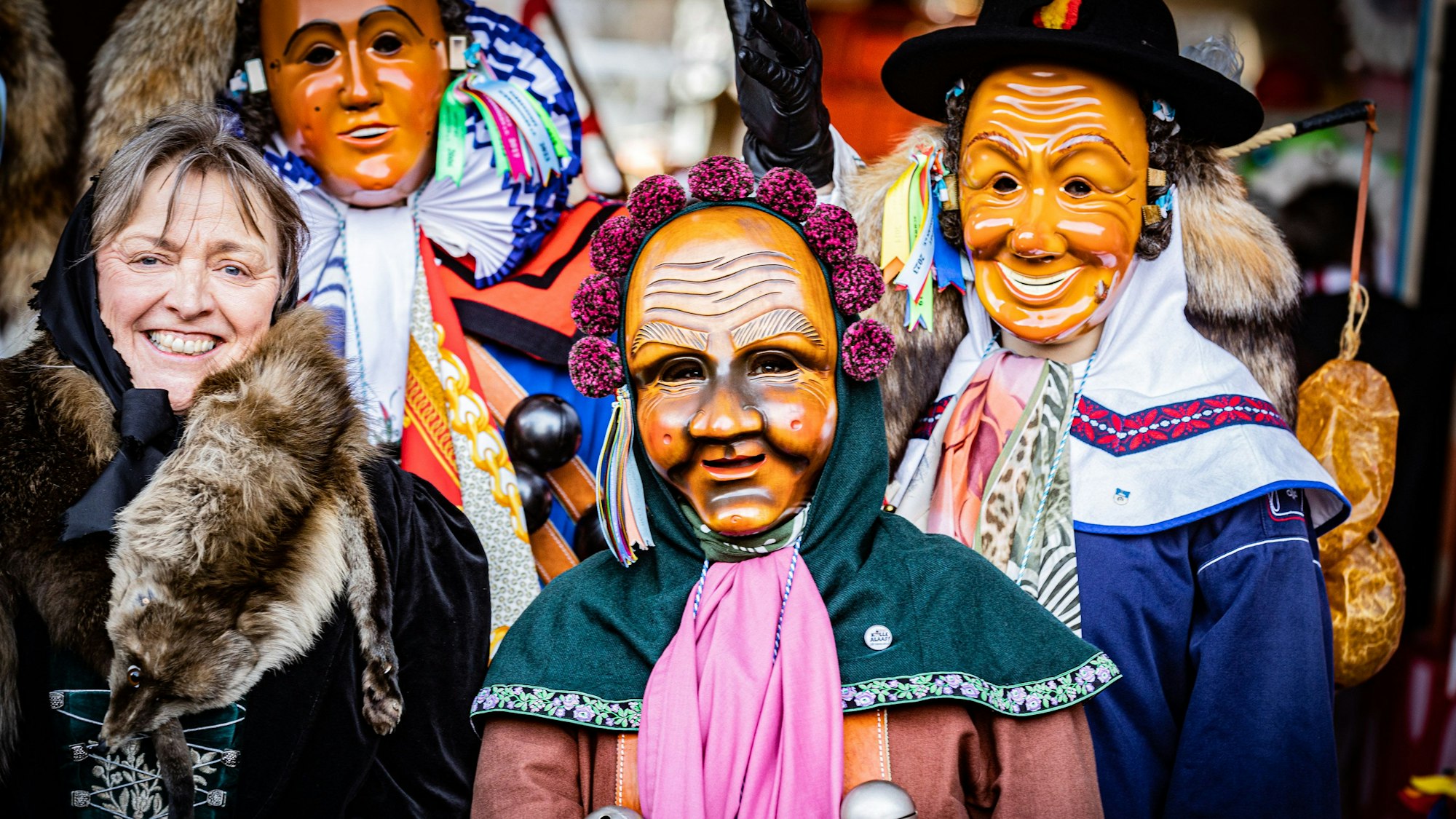 Die Holzmasken sind oft Einzelanfertigungen
