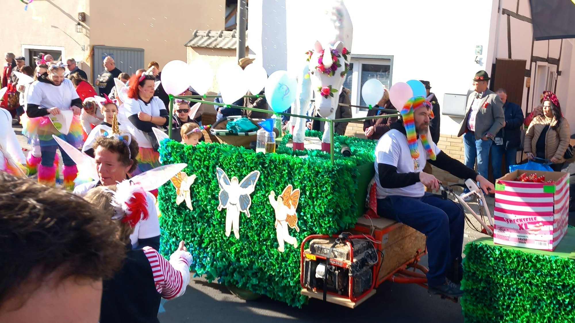 Rosenmontagszug Heimerzheim