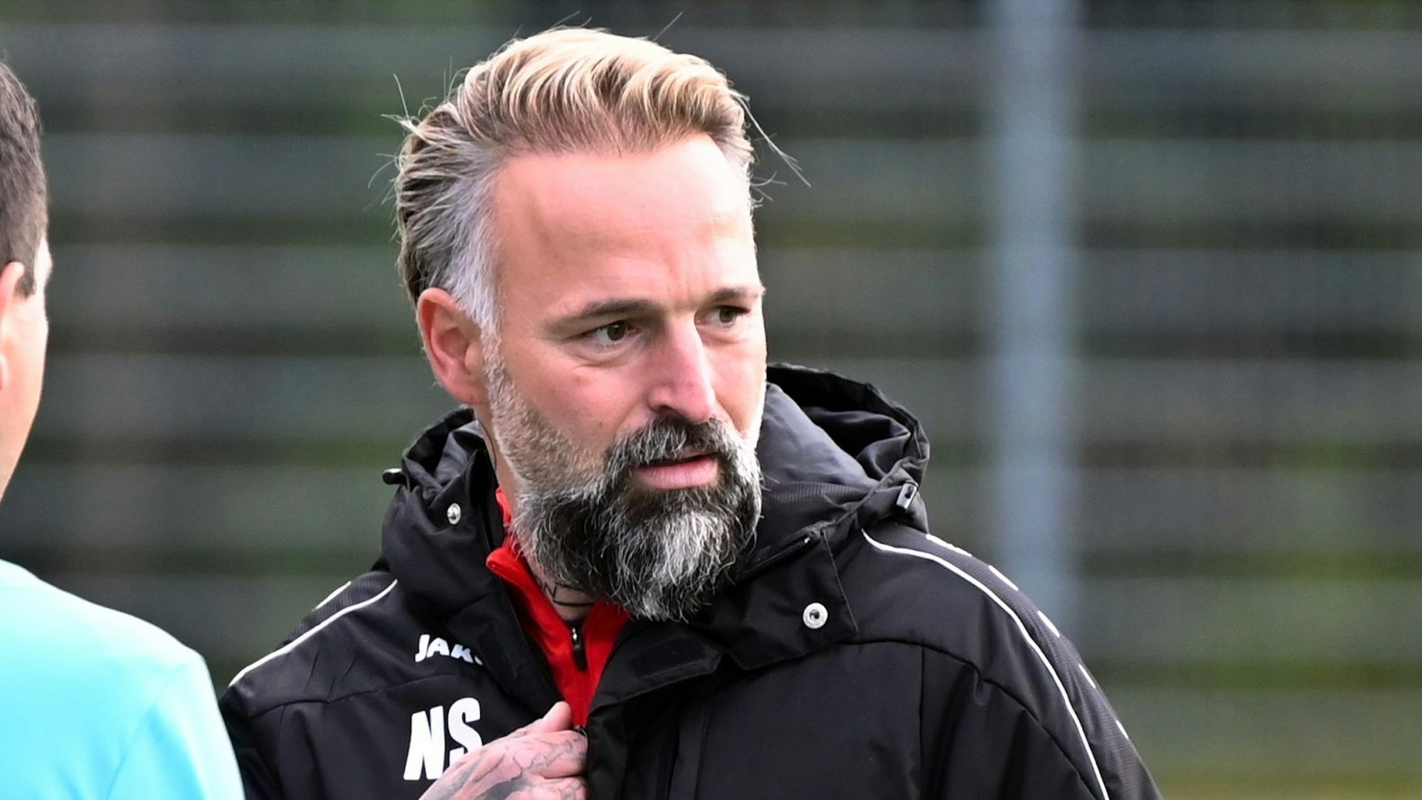 Fußball
SV Schlebusch - SpVg Porz
TR: Jonas Wendt (Porz)
Foto: Uli Herhaus