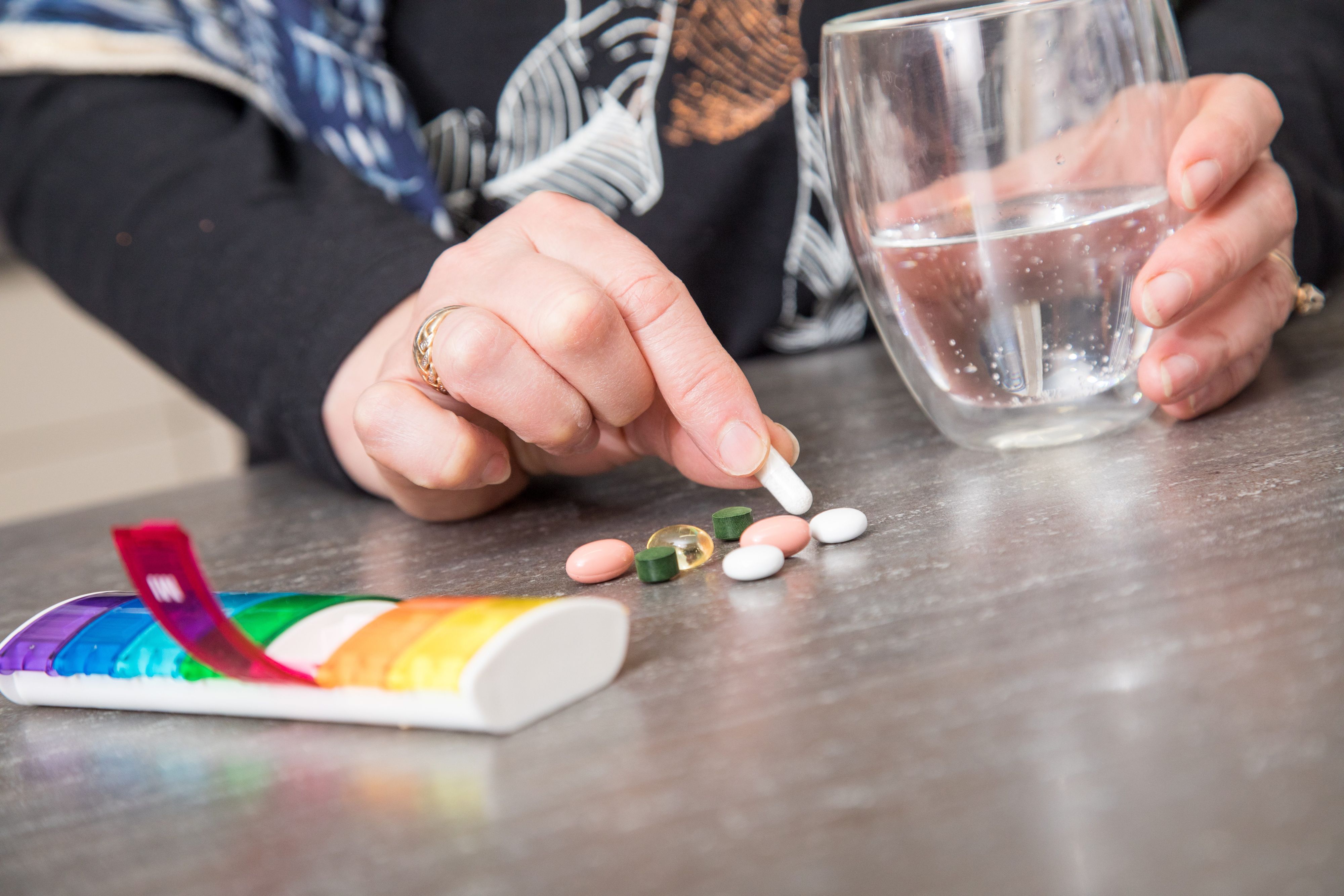 Mehrere Tabletten (Symbolbild)