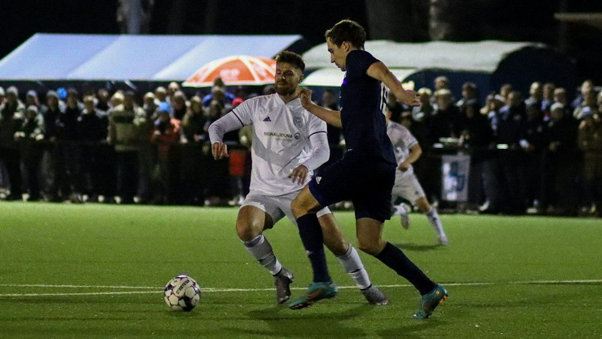 Spielszene Blau-Weiß Köln - Glesch-Paffendorf
