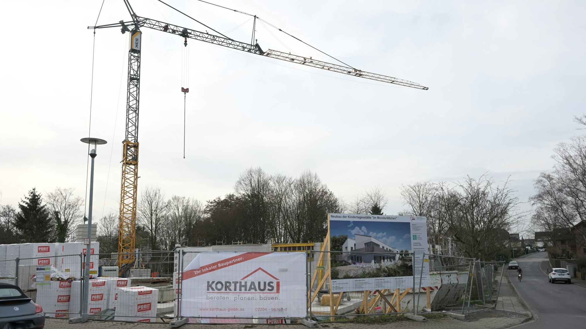 Auf dem Foto ist die Baustelle der neuen Awo-Kita am Mondsröttchen/Reiser zu sehen.