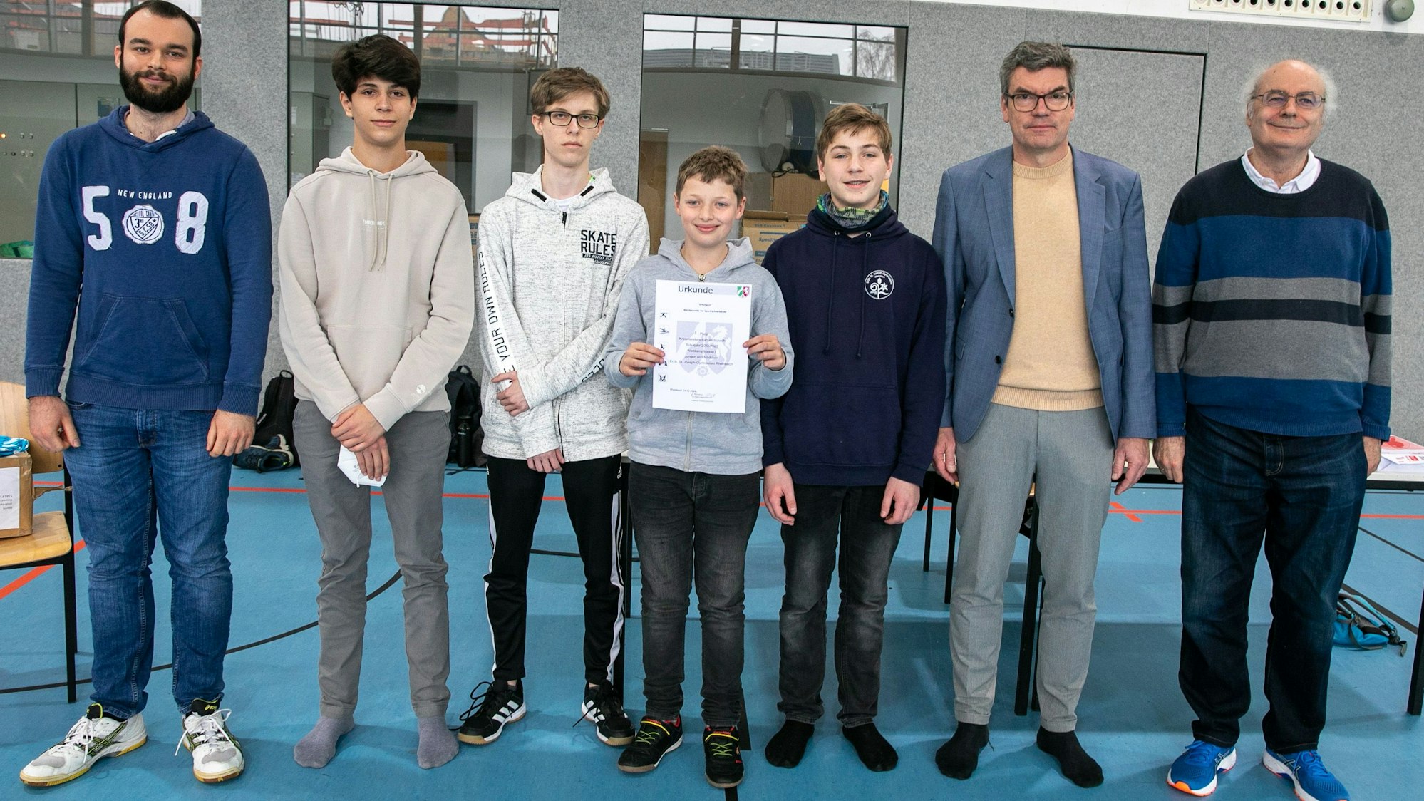 Das Sankt-Joseph-Gymnasium stellte bei der Kreismeisterschaft die Sieger in der Wettkampfklasse I.