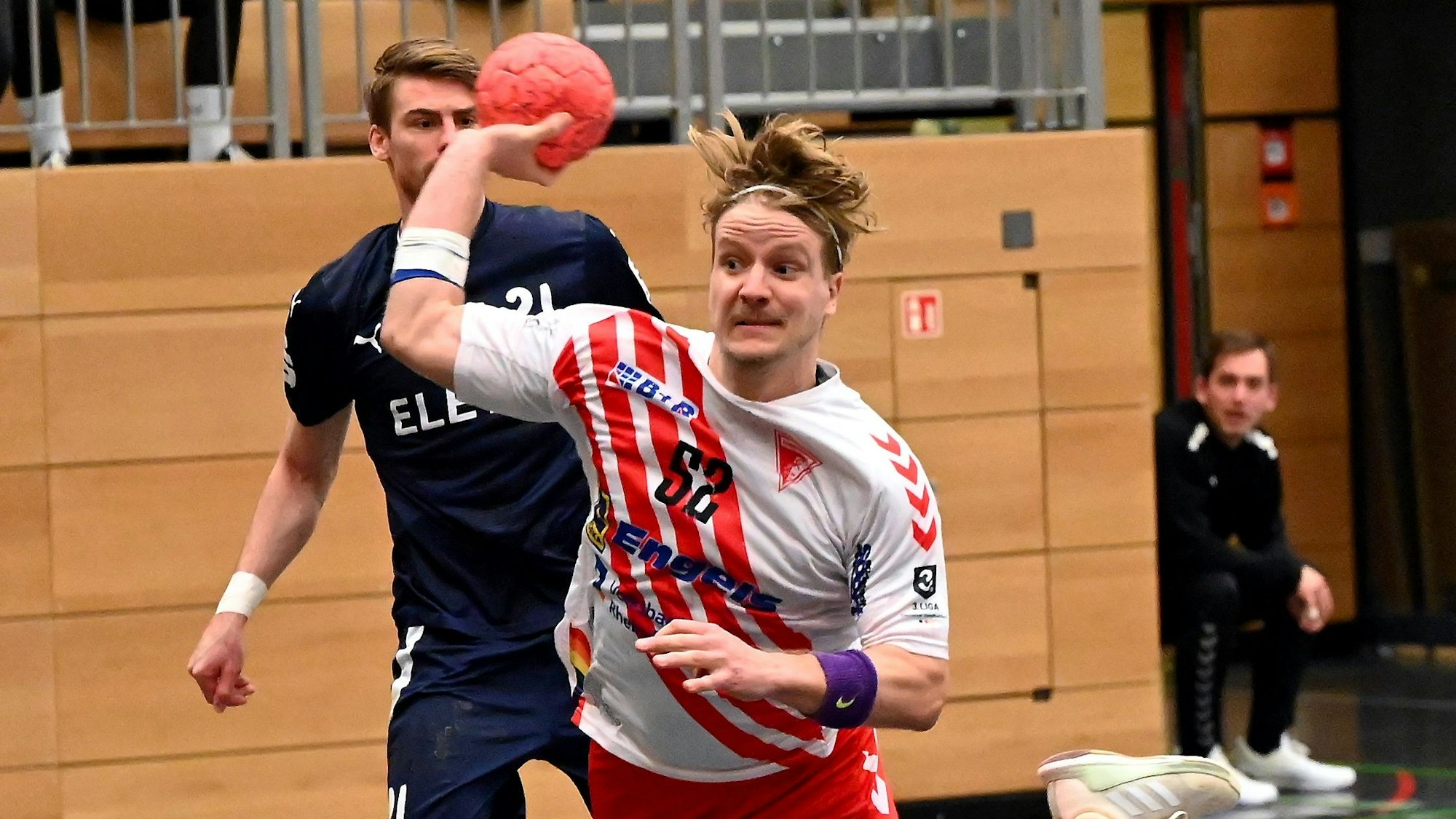 14.01.2023, Handball-Longericher SC köln-Gladbeck
vorne: Joscha Rinke (Longerich)
Foto: Uli Herhaus