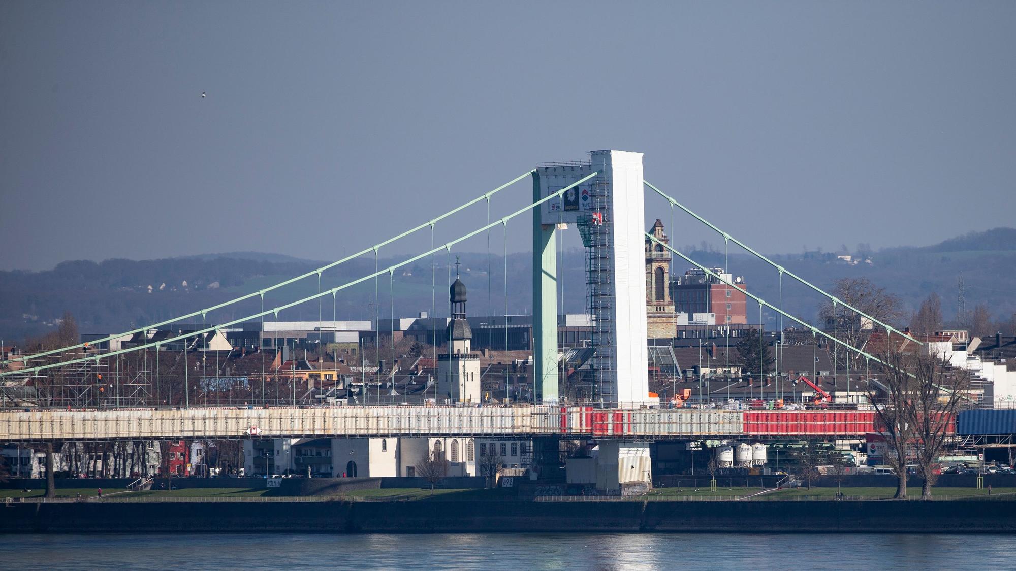 Die Mülheimer Brücke in Köln