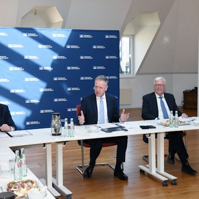ds Pressekonferenz Bilanz Volksbank Oberberg In Wiehl