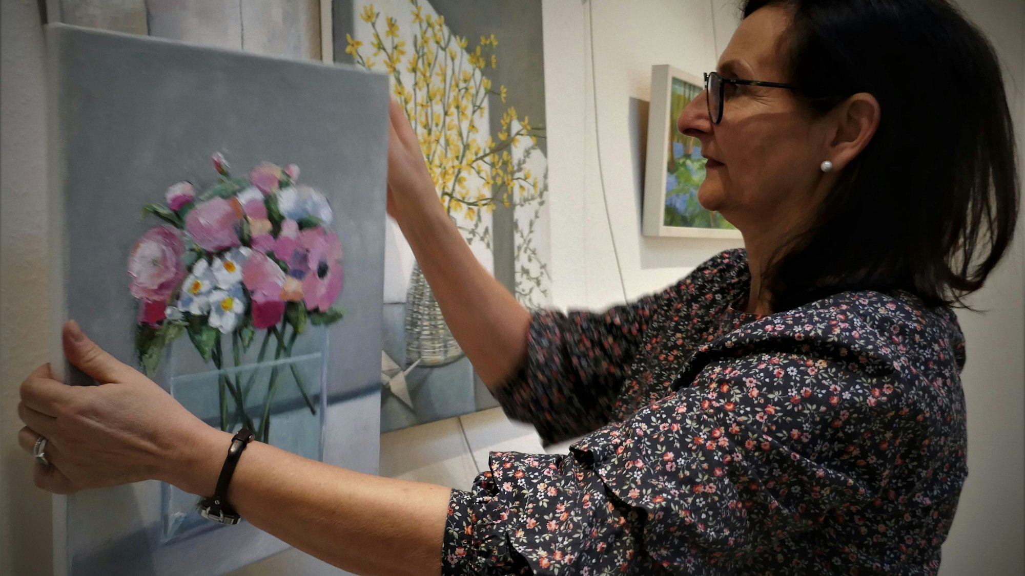 Unter dem Titel „Frühlingsnetz“ haben sich 17 Künstler und Künstlerinnen zusammengetan. MIt dabei ist Gabriele Krawietz