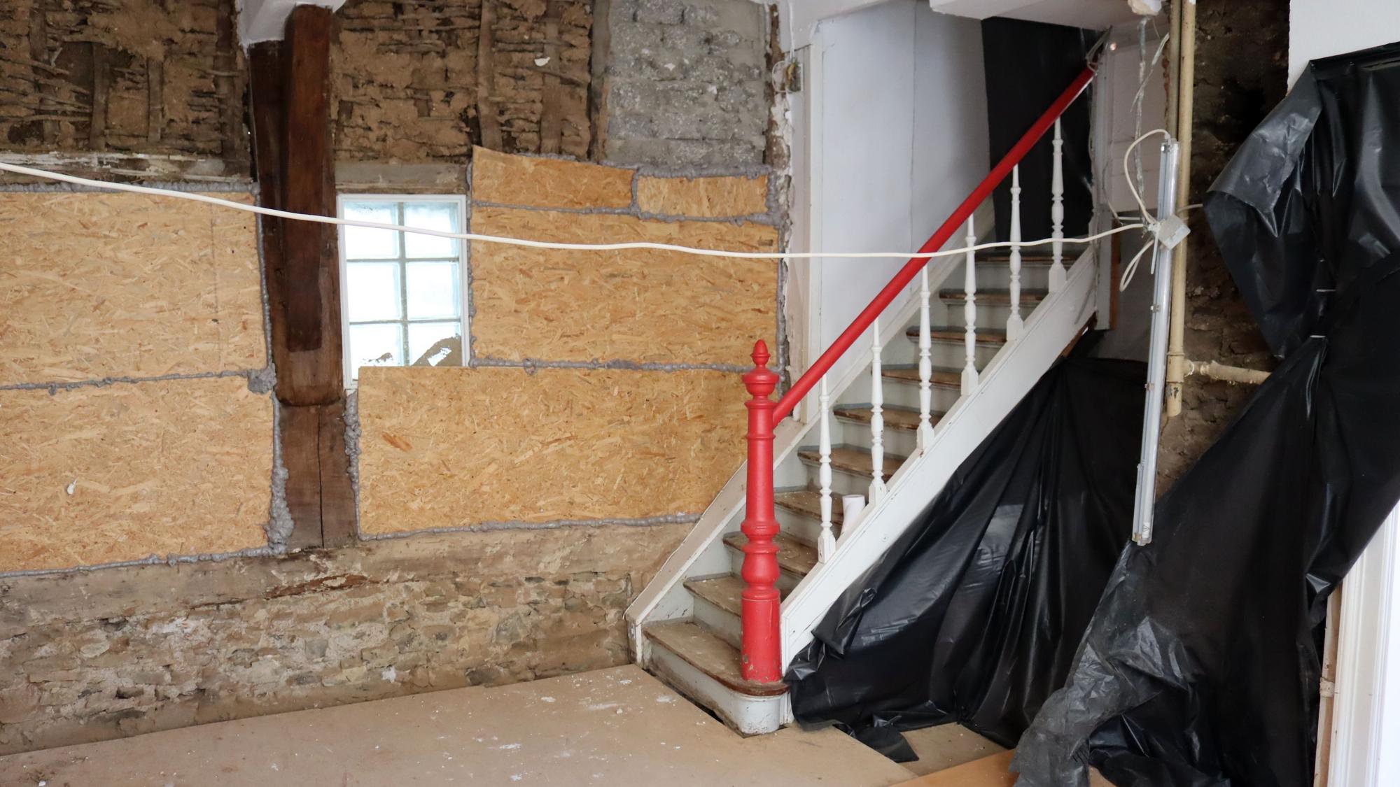 Die Treppe ins Büro wird verschwinden.