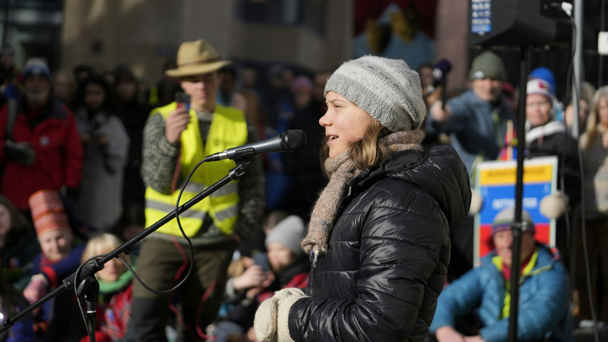 Greta Thunberg bei ihrer Ansprache gegen die Windkraftanlage