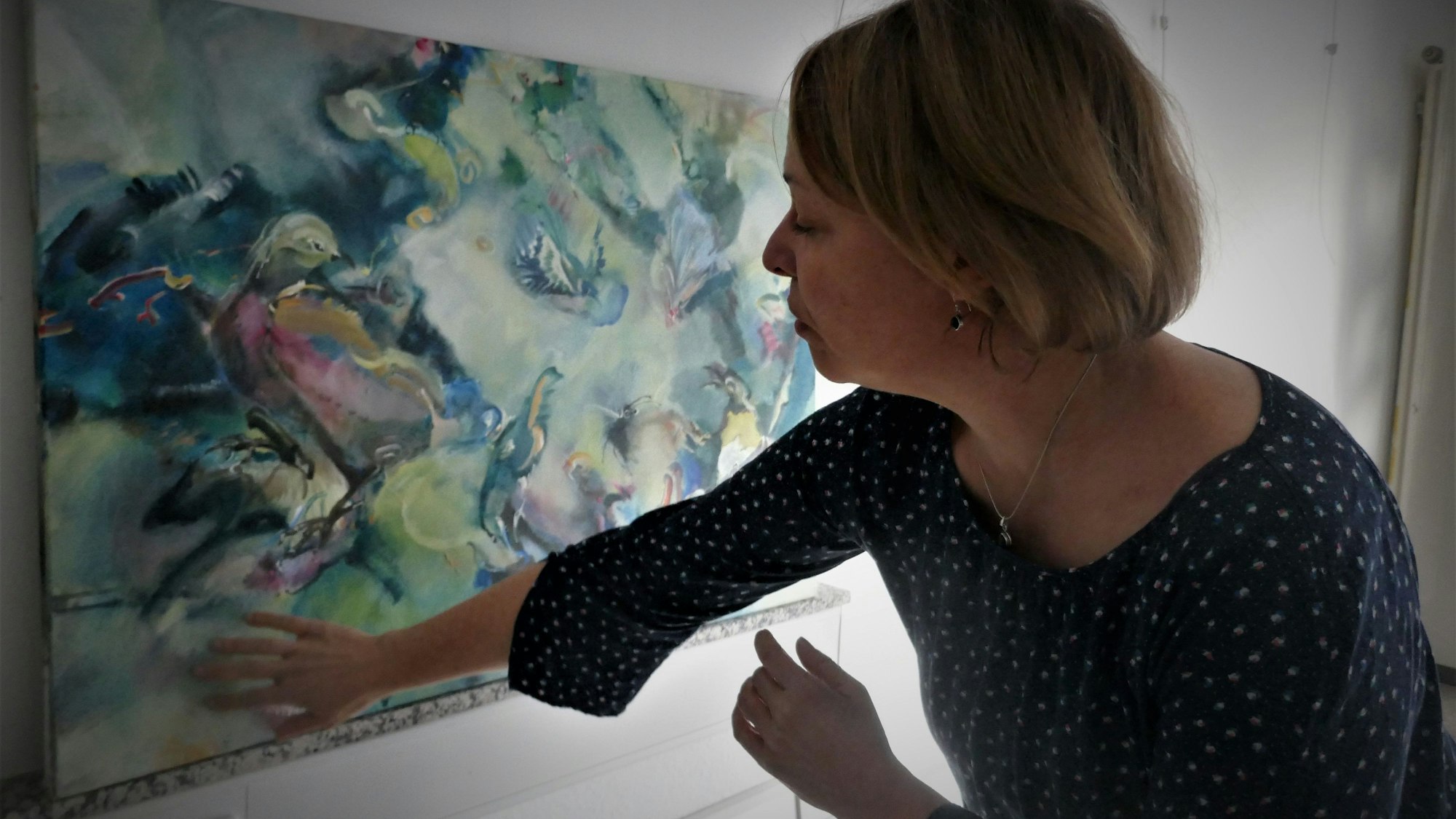 Es tut sich was im Kunstforum 99 in Rheinbach. Unter dem Titel „Frühlingsnetz“ haben sich 17 Künstler und Künstlerinnen zusammengetan, um mit Kunst und Lyrik den Frühling einziehen zu lassen. Mit dabei ist Katja Roden.