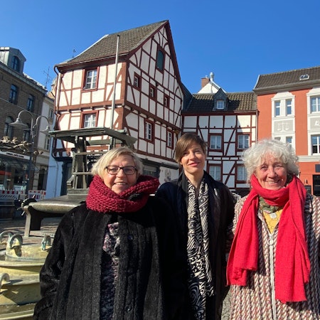 Anne Bergmann, Annegret Lewak und Walli Forner (v.l.n.r.)