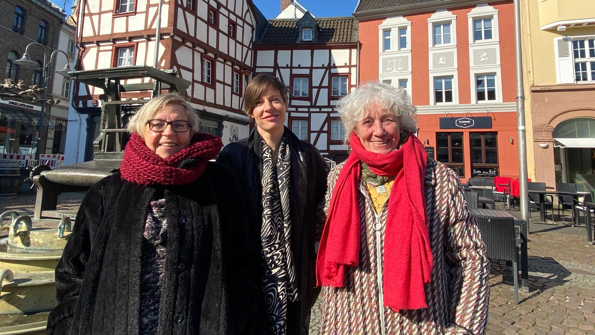 Anne Bergmann, Annegret Lewak und Walli Forner (v.l.n.r.)
