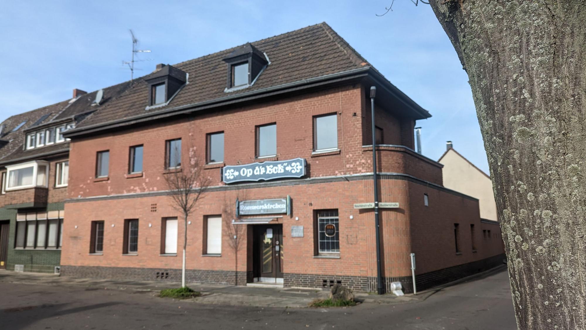Die Gaststätte Op d'r Eck in Stotzheim.