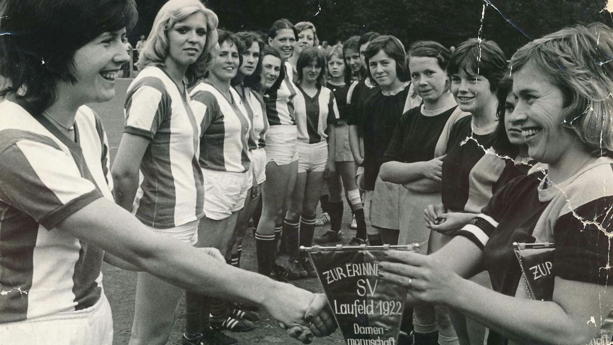 Ein Fußball-Damenturnier in Sechtem 1973
