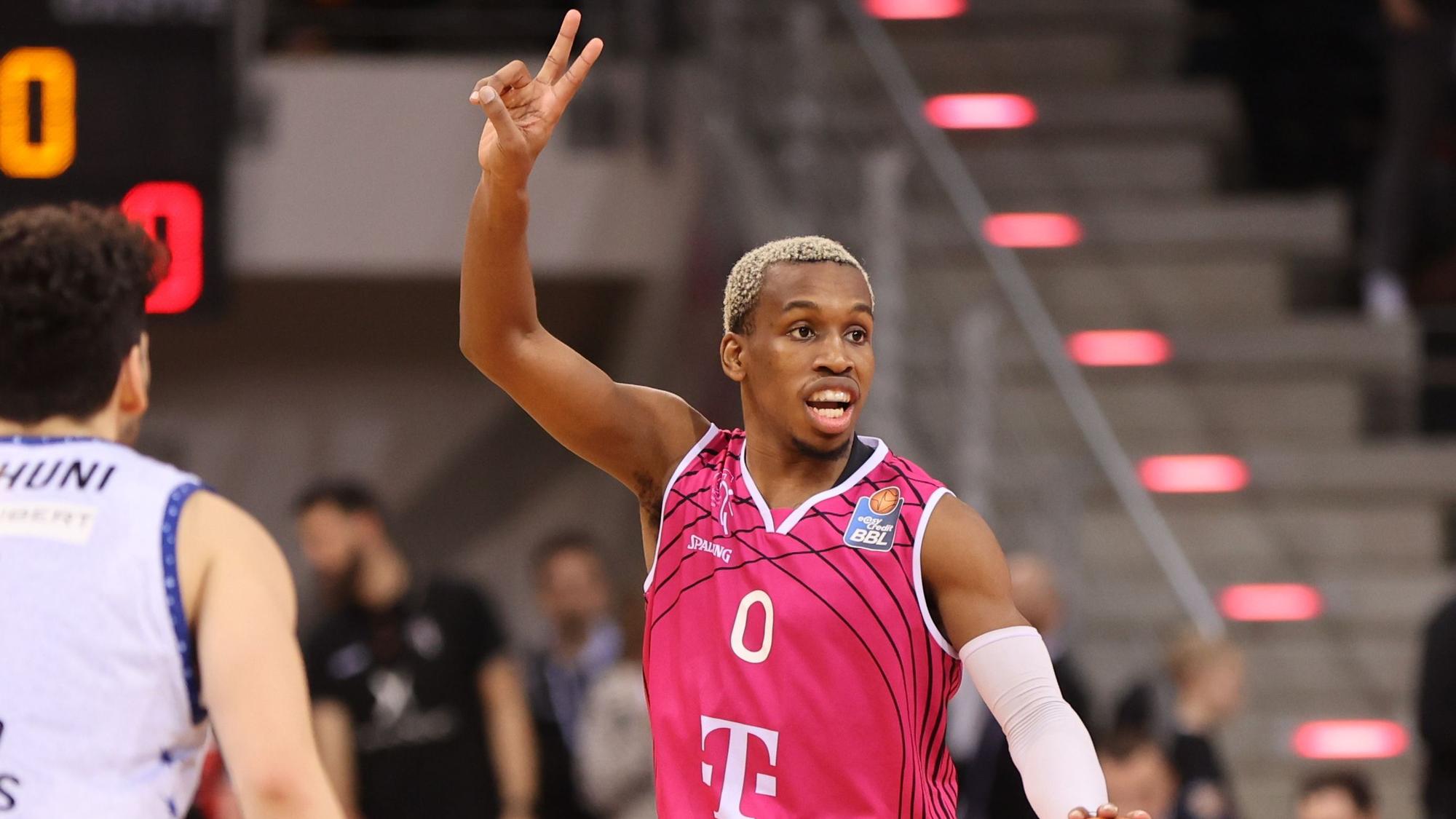 Baskets-Dirigent TJ Shorts stellte mit 15 Assists einen Saisonrekord für die BBL auf.