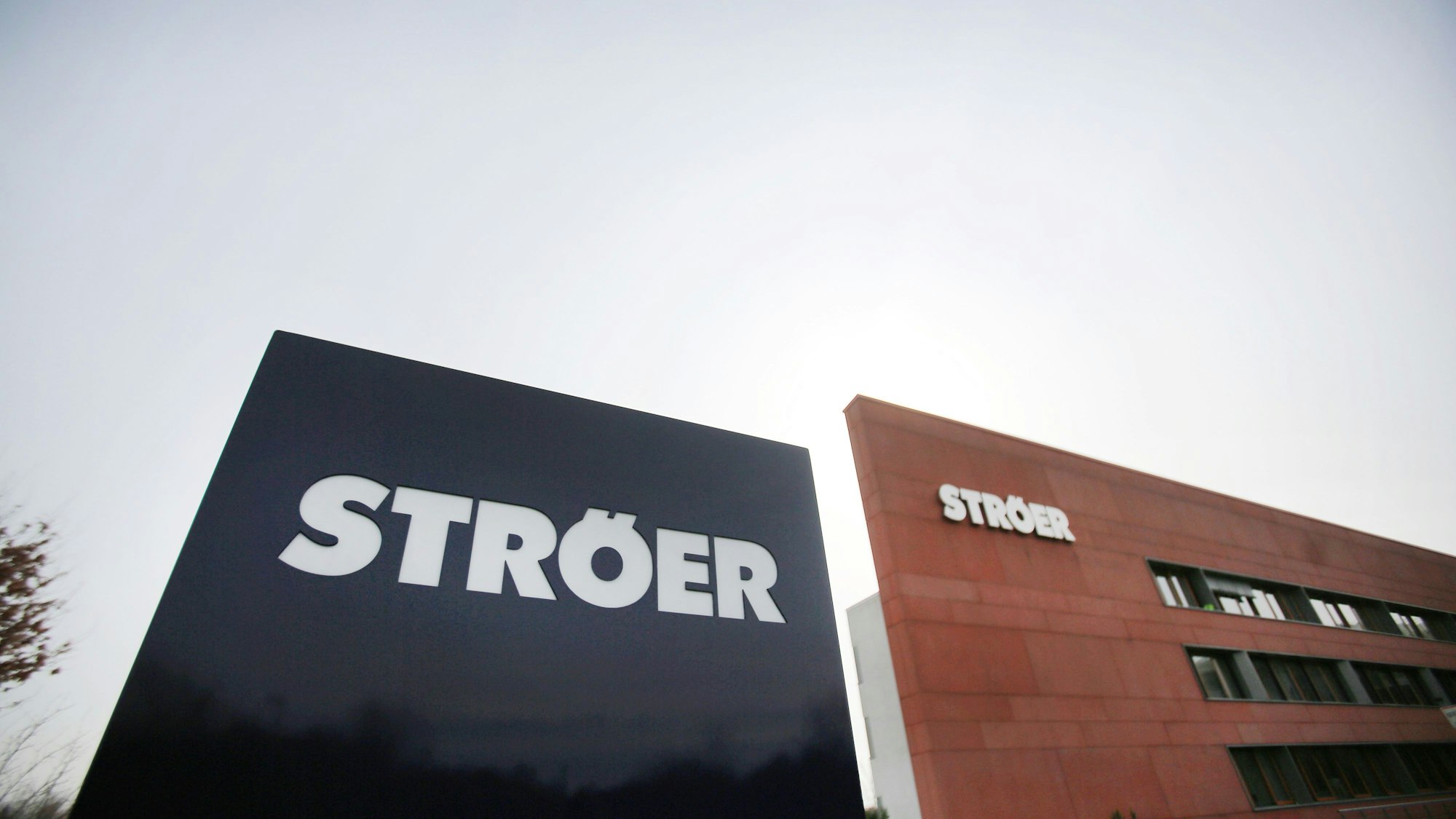 Von Köln aus steuert Ströer seine Geschäfte rund um Außenwerbung und digitale Dienstleistungen.