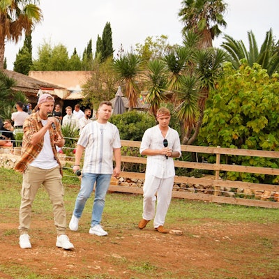 Das Foto zeigt David Leischik aus Hürth bei einem Auftritt in einer früheren Folge von „Deutschland sucht den Superstar“.