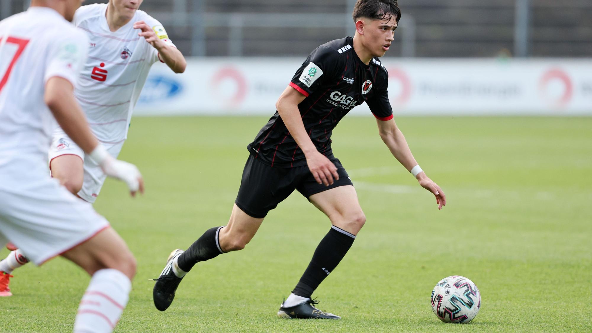 Viktoria Kölns Torschütze Luca de Meester