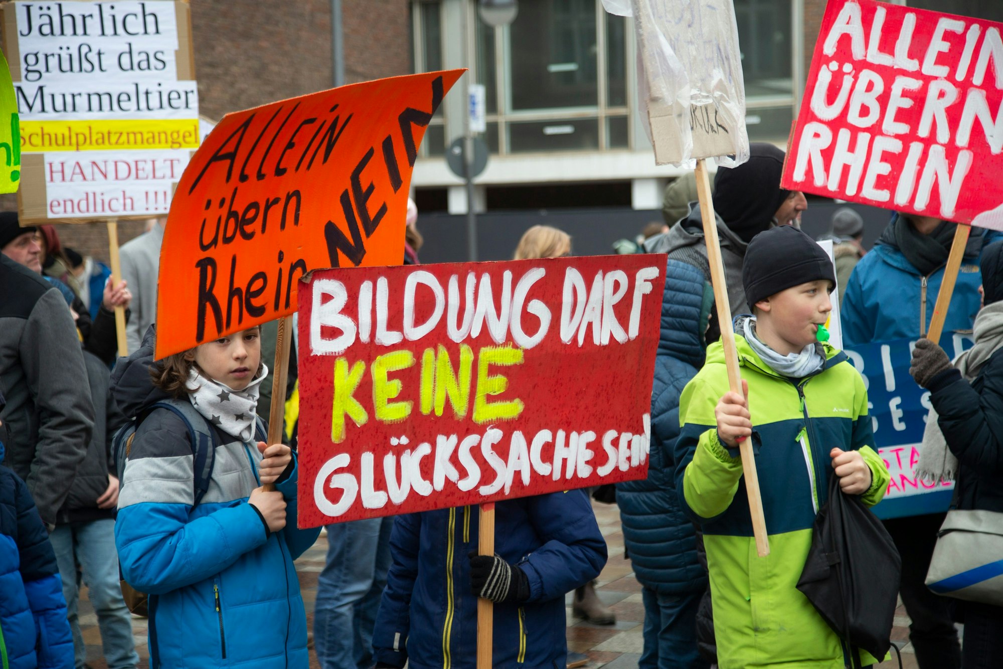 06.03.2022
Köln, NRW
Demonstration von Eltern und Schüler zur Schulplatzvergabe