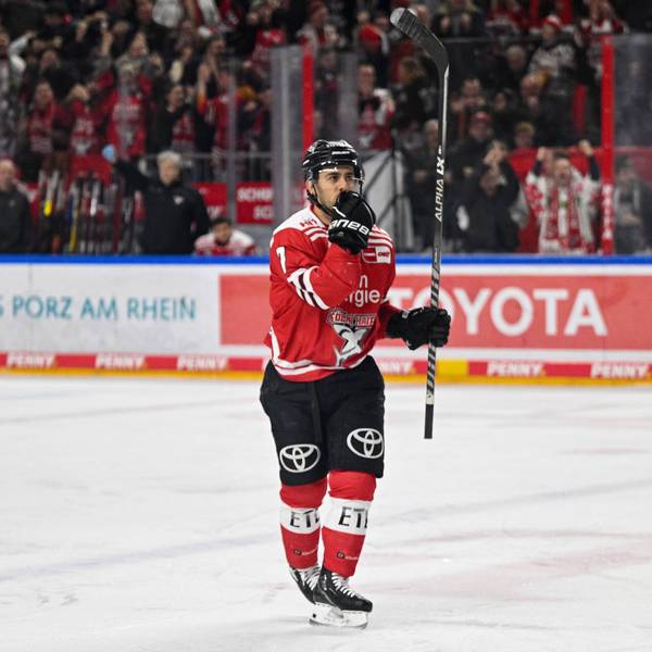 Nick Bailen „Koelner Haie, 07 jubelt nach seinem Tor zum 1:0. Koelner Haie vs. Duesseldorfer EG, Eishockey, Penny DEL, 31. Spieltag, Saison 2022/2023, 16.12.2022 Koelner Haie vs. Duesseldorfer EG, Eishockey, P“enny DEL, 31. Spieltag, Saison 2022/2023, 16.12.2022 Koeln *** Nick Bailen Koelner Haie, 07 cheers after his goal to 1 0 Koelner Haie vs Duesseldorfer EG, ice hockey, penny DEL, 31 match day, season 2022 2023, 16 12 2022 Koelner Haie vs Duesseldorfer EG, ice hockey, penny DEL, 31 match day, season 2022 2023, 16 12 2022 Koeln Copyright: xEibner-Pressefoto/ThomasxHaeslerx EP_EER