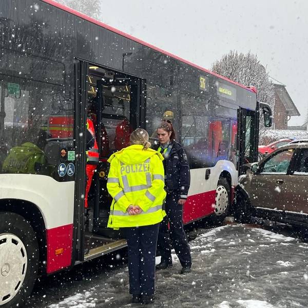 Schwerer Unfall mit einem Bus in Much.