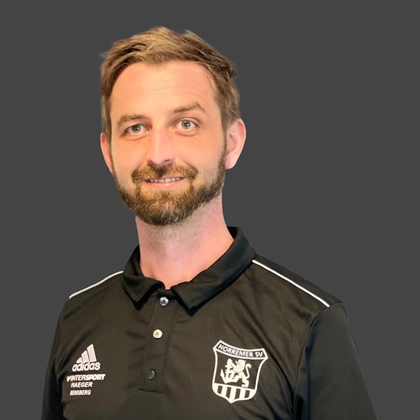 Das Foto zeigt Daniel Fernandes vom Horremer SV. Er erhält am Sonntag, 12. März, eine besondere Auszeichnung.