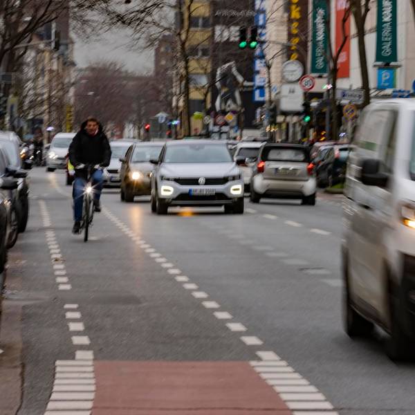 Neusser Straße in Nippes.