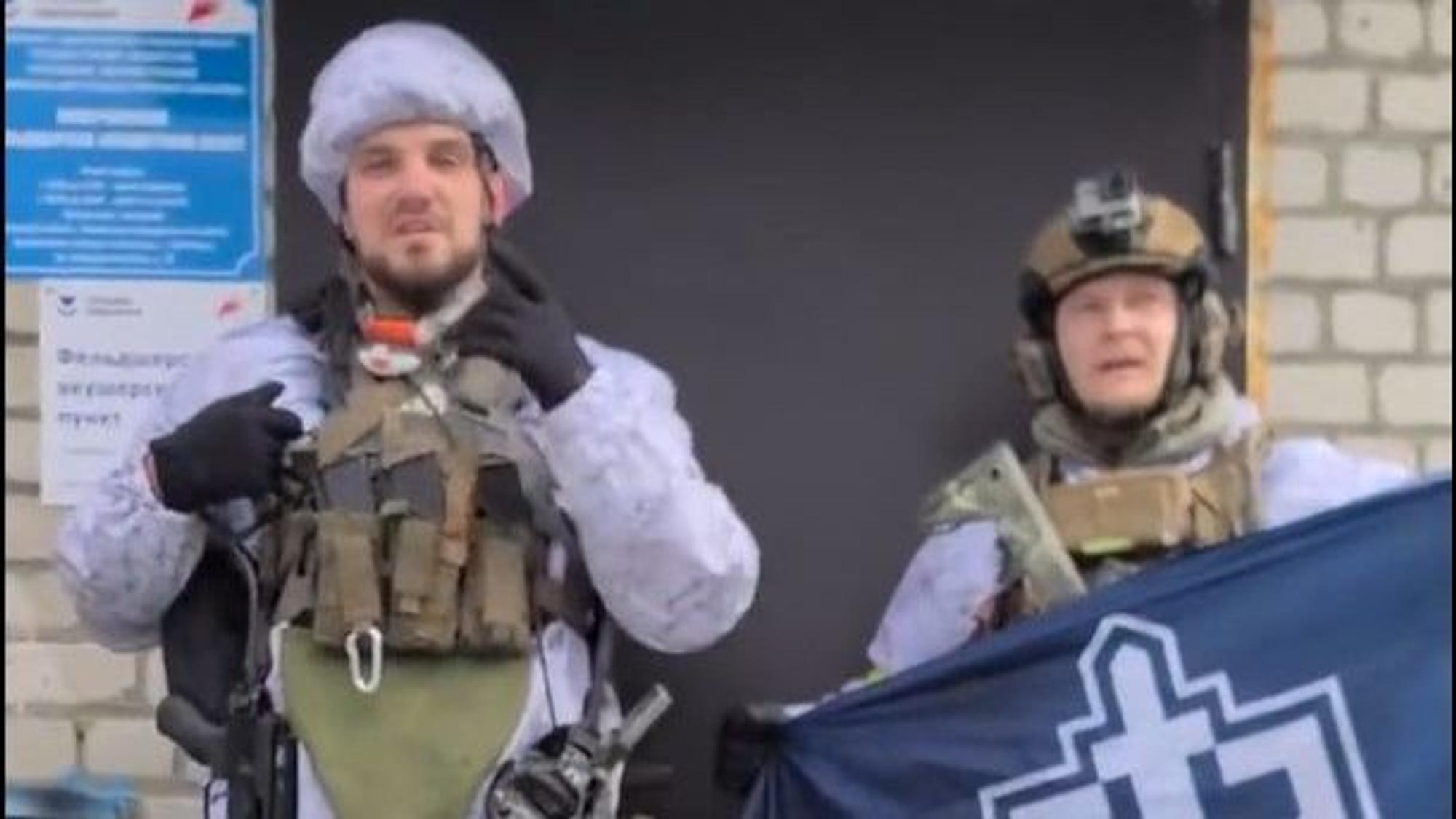 Dennis Kapustin (links) bei einem Kampfeinsatz im russischen Grenzgebiet.