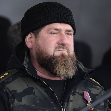 Tschetschenen-Herrscher und Kriegsverbrecher Ramsan Kadyrow zeigt sich unerwartet tierlieb. (Archivbild)