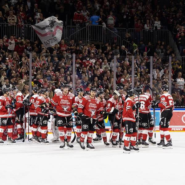 PENNY DEL Kölner Haie - Eisbären Berlin Köln, 01.11.2022 Winning Team Kölner Haie PENNY DEL Kölner Haie - Eisbären Berlin am 01.11.2022 in der Lanxess Arena in Köln Deutschland. *** PENNY DEL Cologne Sharks Eisbären Berlin Cologne, 01 11 2022 Winning Team Cologne Sharks PENNY DEL Cologne Sharks Eisbären Berlin on 01 11 2022 at Lanxess Arena in Cologne Germany Copyright: xBEAUTIFULxSPORTS/AndreasxDickx