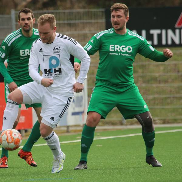 Der SV Sötenich hat das Derby gegen den SV Nierfeld mit 2:0 gewonnen.