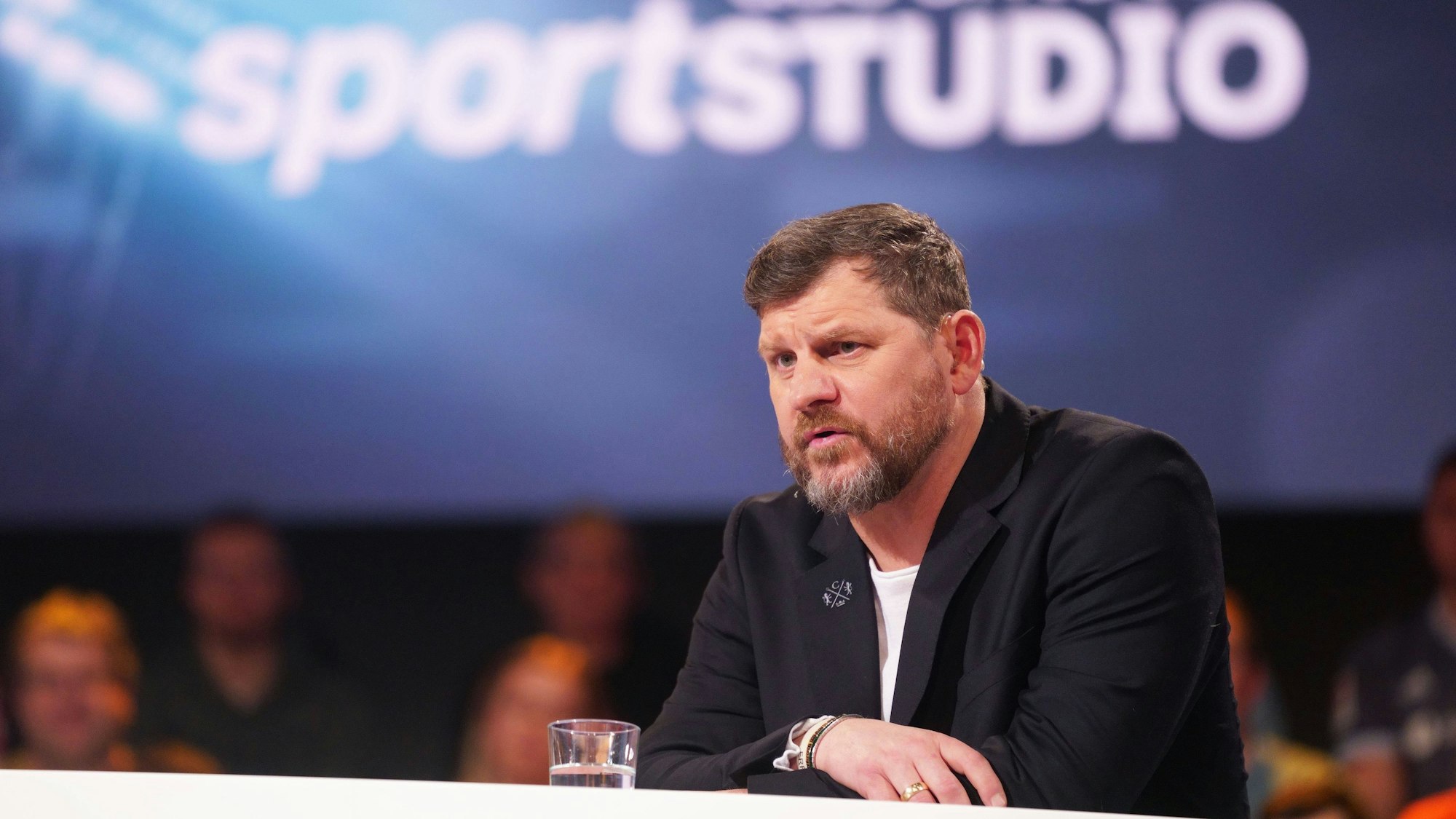 Steffen Baumgart stellte sich am Samstagabend im „Aktuellen Sportstudio“ den Fragen von ZDF-Moderatorin Dunja Hayali.