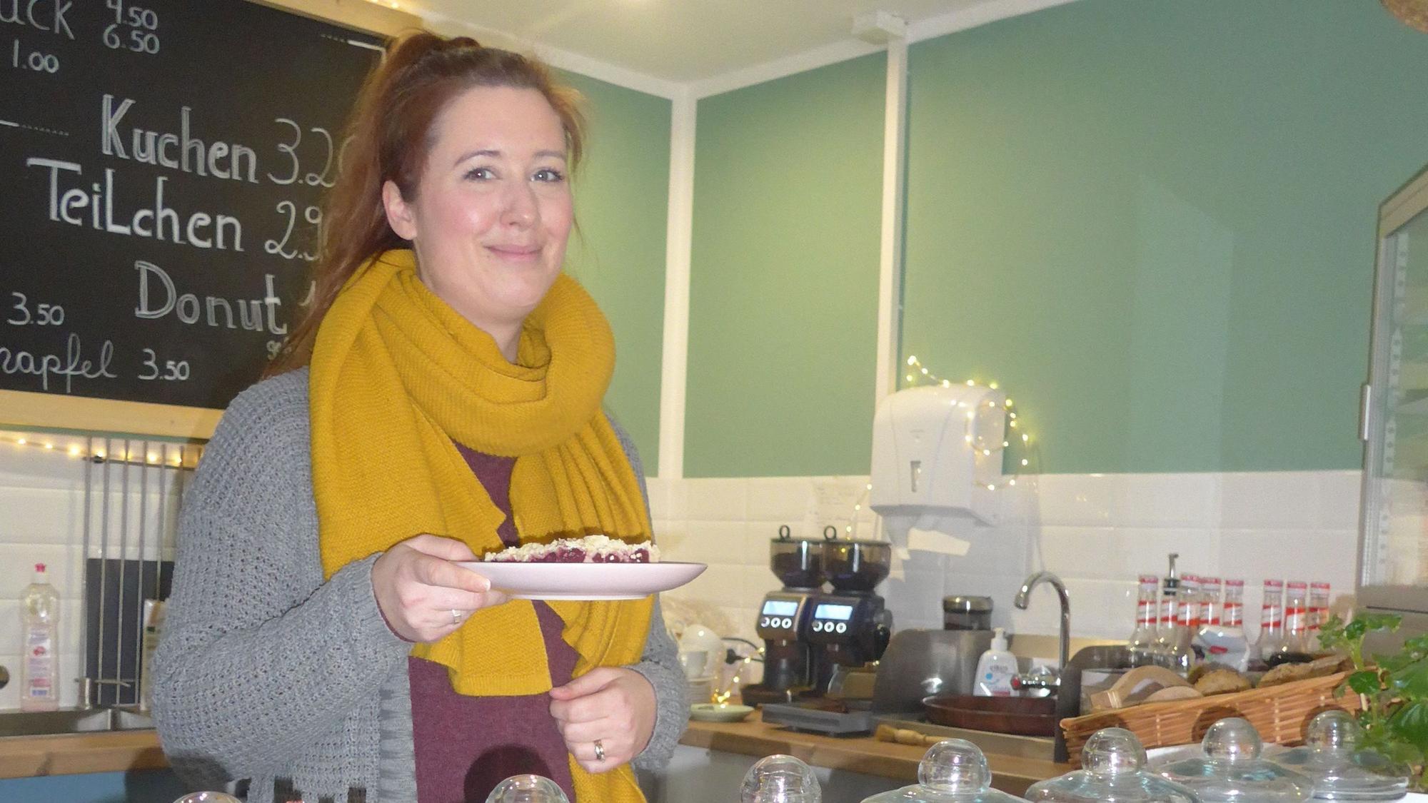 Anja Merten möchte mit ihrem Café Klatsch in Swisttal-Odendorf ein Signal gegen die Einsamkeit senden.