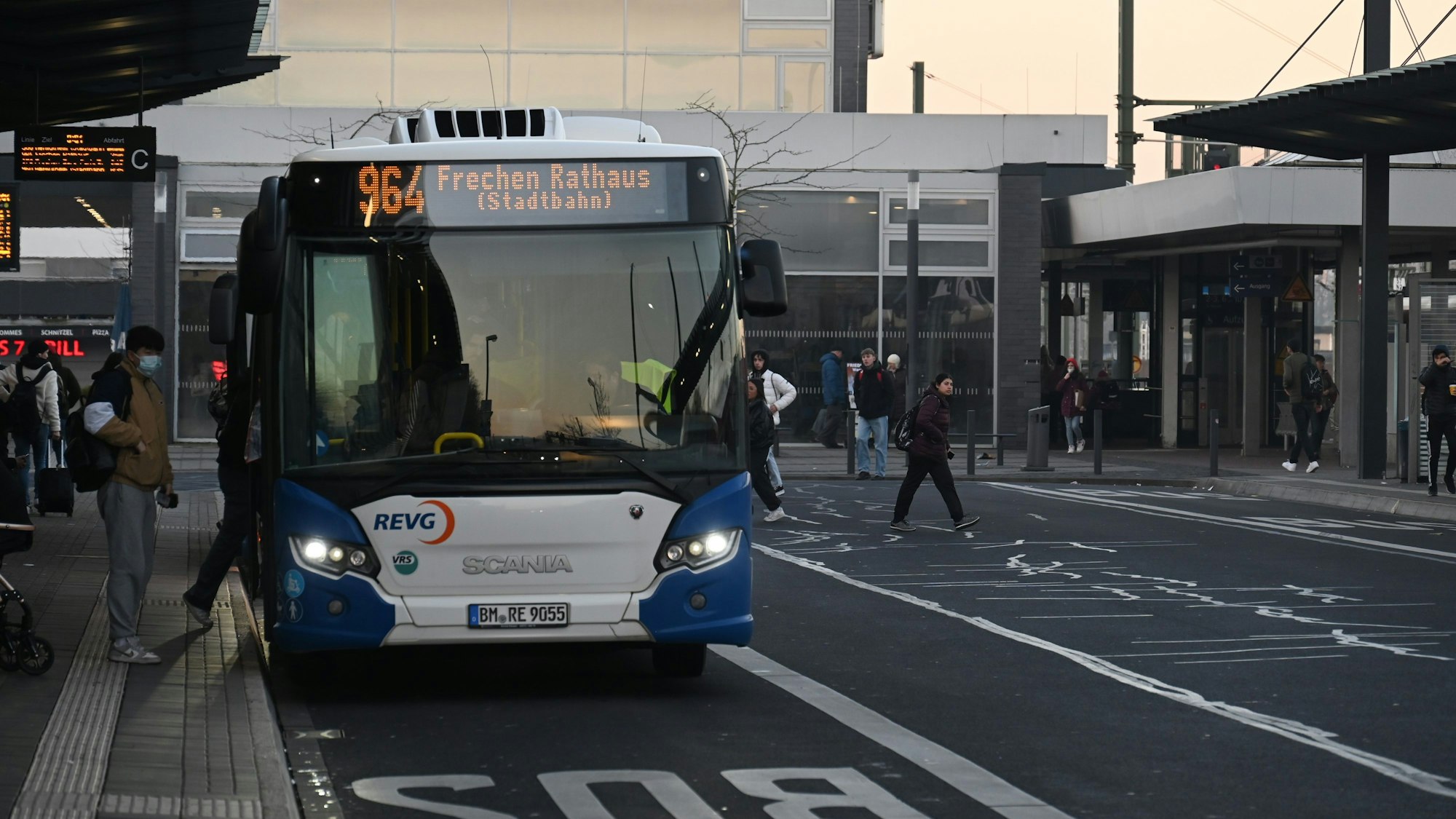 Am Dienstag, 16. April, wird im Kreis gestreikt. Auch in Horrem (Bild) fallen dann Busse aus.