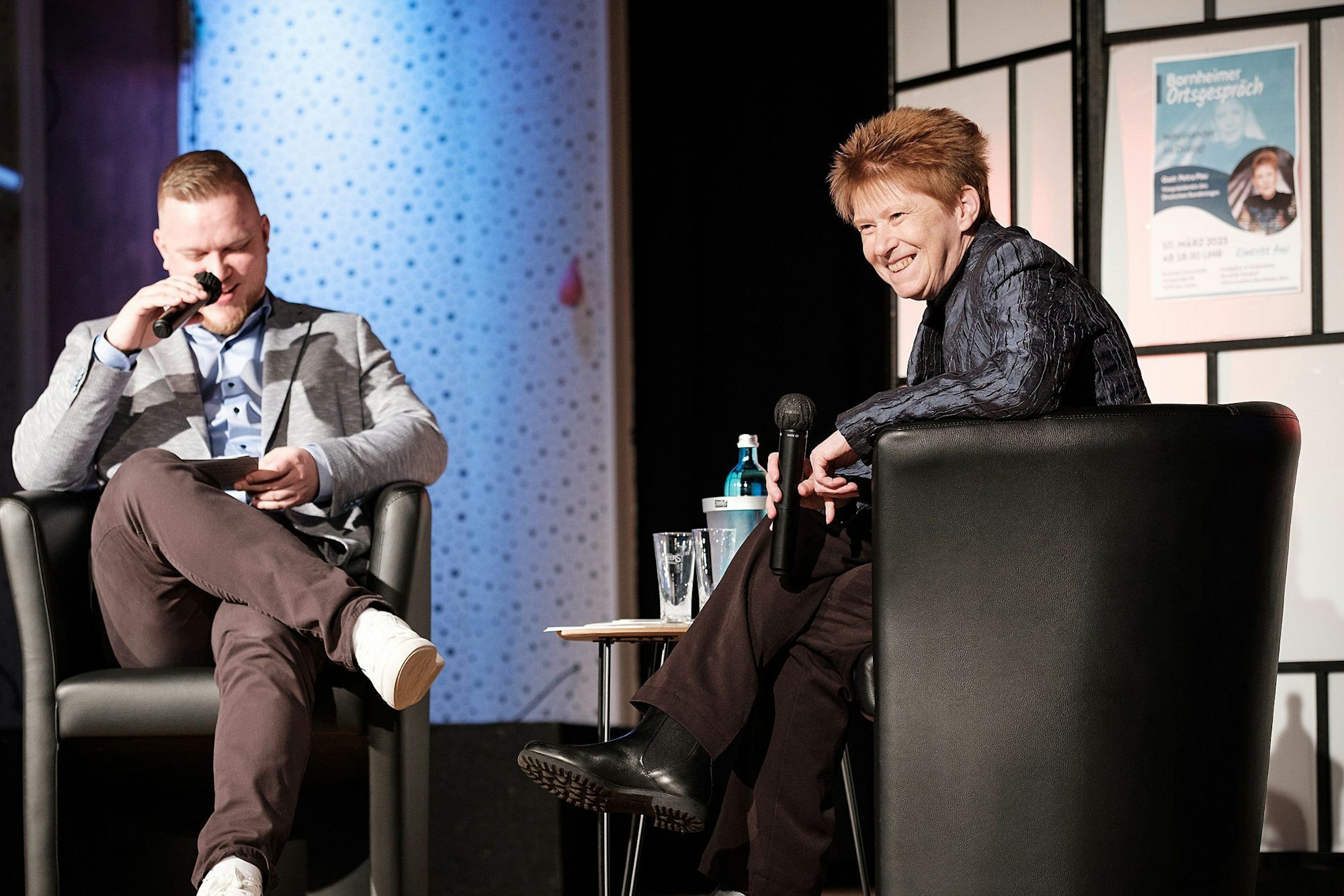 Petra Pau im Gespäch mit Dominik Pinsdorf; Foto: Martin Magunia; alle Rechte vorbehalten
