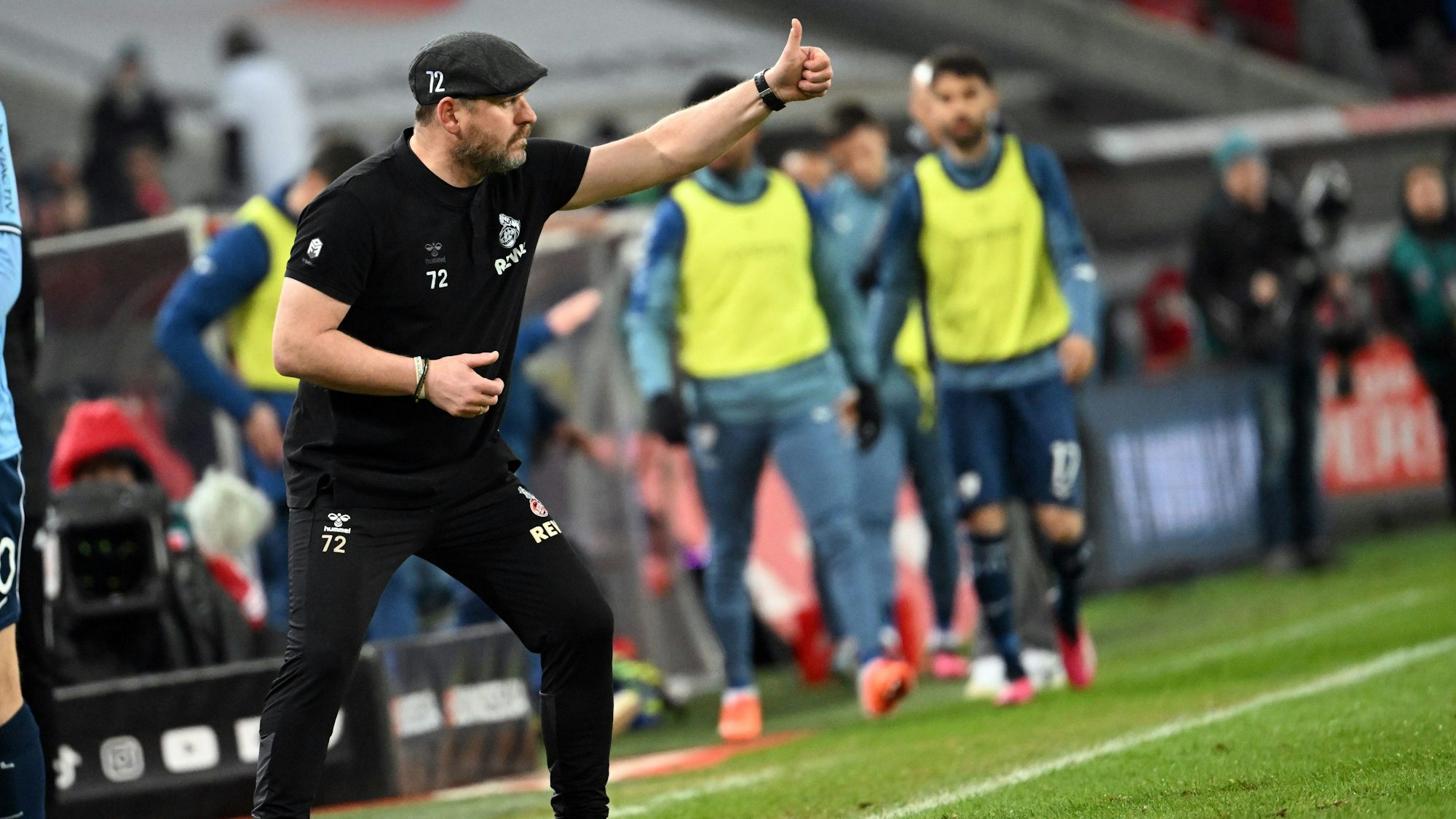 10.03.2023, Nordrhein-Westfalen, Köln: Fußball: Bundesliga, 1. FC Köln - VfL Bochum, 24. Spieltag, im RheinEnergieStadion. Kölns Trainer Steffen Baumgart. (zu dpa: «Kölns Baumgart rätselt über Videobeweis-Einsatz») Foto: Federico Gambarini/dpa +++ dpa-Bildfunk +++
