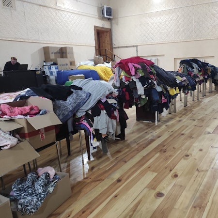 Teile der dritten Hilfslieferung der Gemeinde Lindlar an Radomyschl.