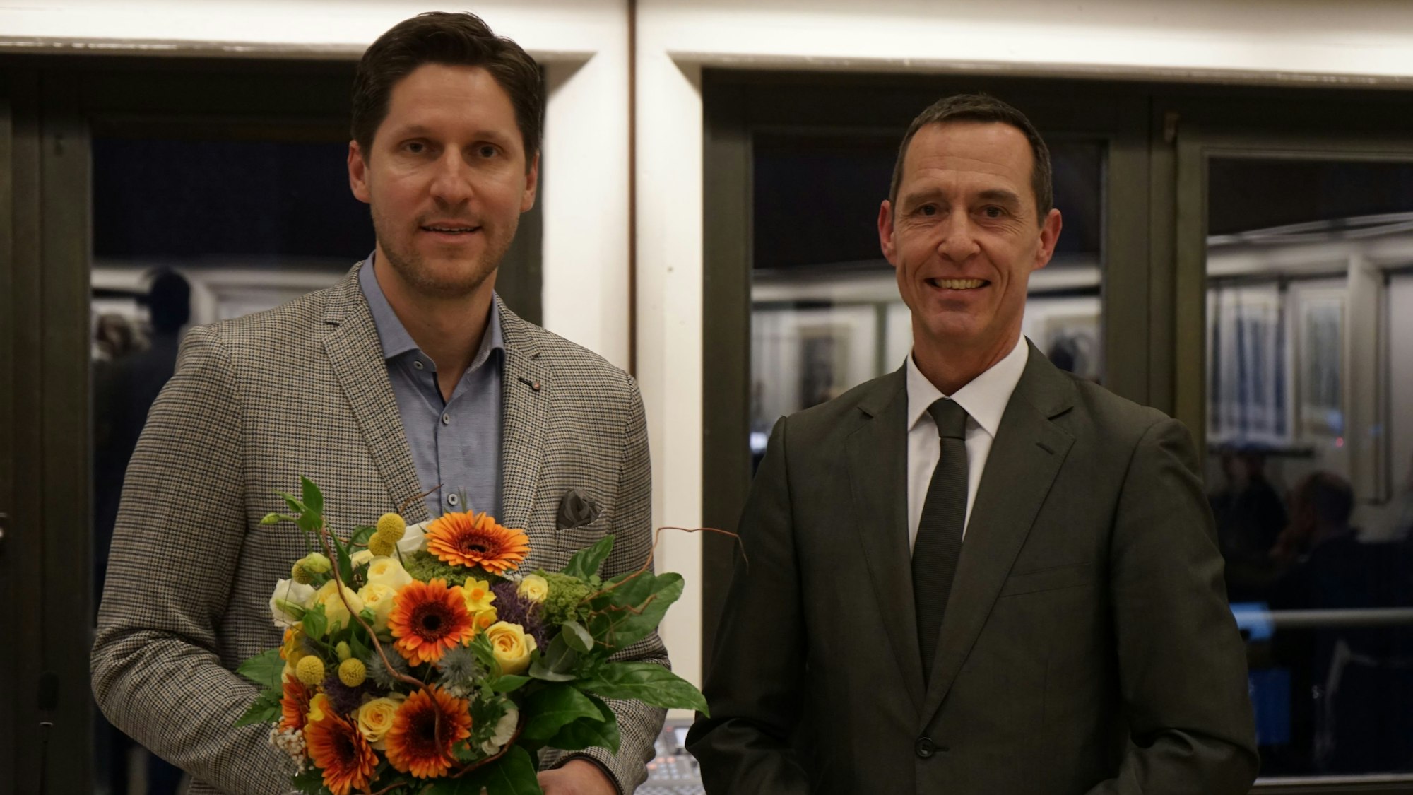 Dominik Laufs (links) ist vom Rat Kerpens zum Ersten Beigeordneten ernannt worden.