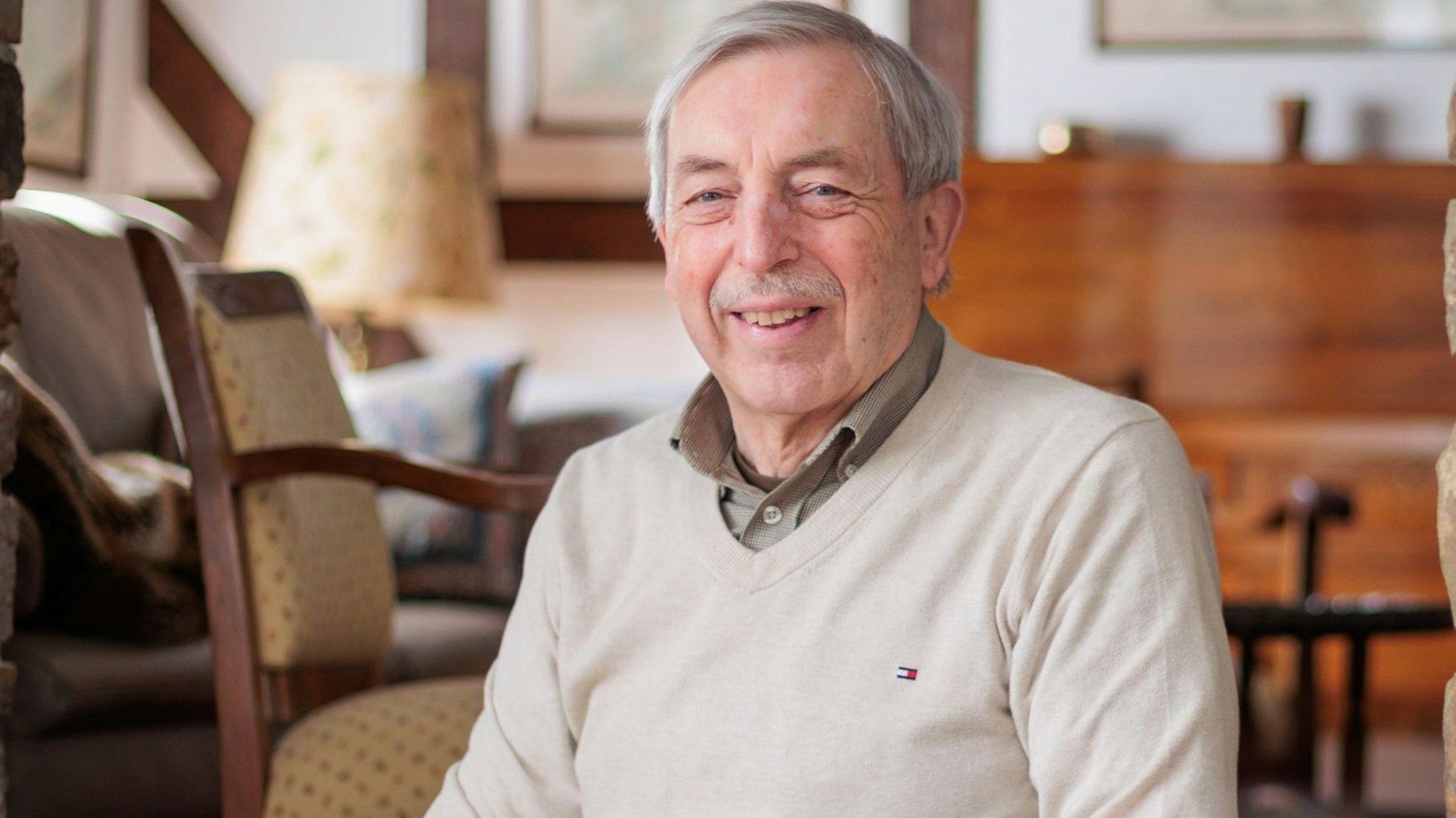 Werner Becker-Blonigen blickt auf das politische Stadtgeschehen „mit Gelassenheit, manchmal mit einem Schmunzeln“.